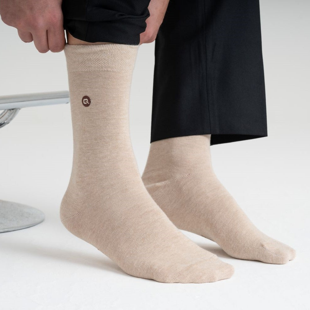 Business Anzugsocken aus Bio-Baumwolle Beige 4X Paar QOLONIA