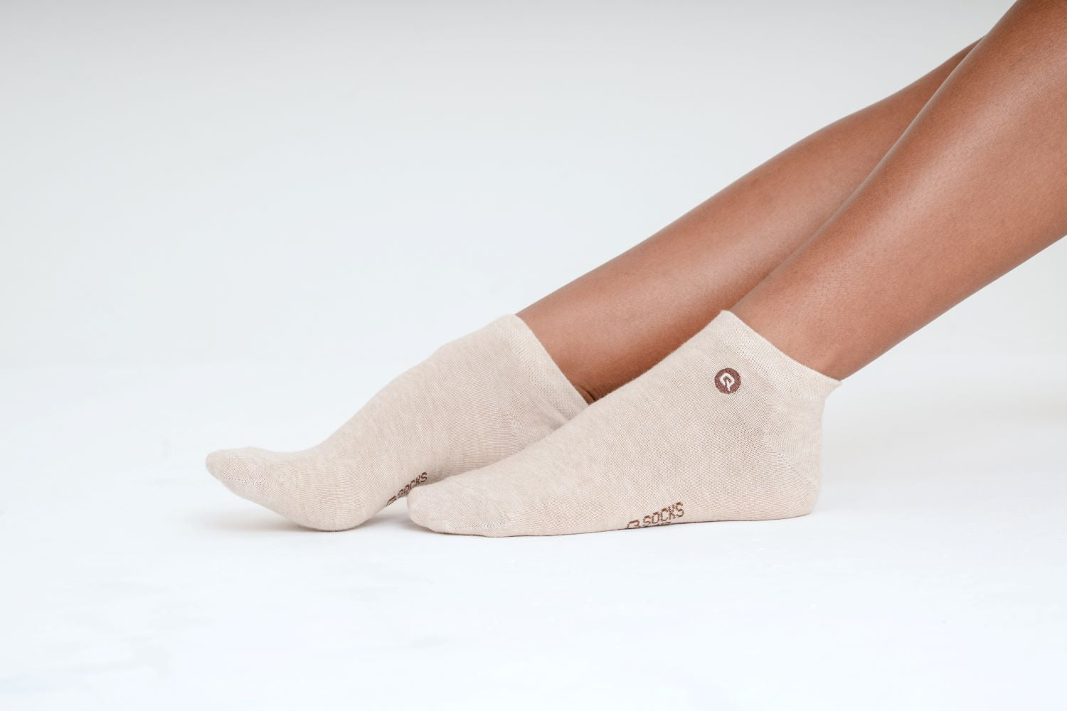 Dünne Beige Socken QOLONIA